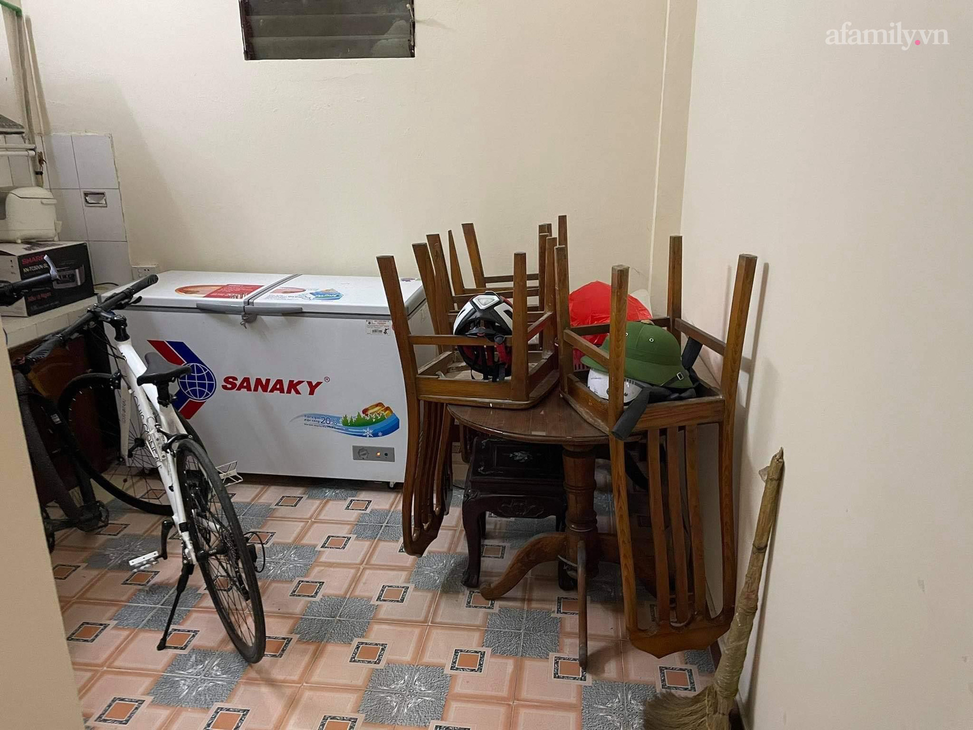 Vợ chồng trẻ ở Hà Nội cải tạo nhà 3 tầng 100m² ví như "vịt hoá thiên nga" ai cũng tấm tắc khen ngợi - Ảnh 4. Vợ chồng trẻ ở Hà Nội cải tạo nhà 3 tầng 100m² ví như "vịt hoá thiên nga" ai cũng tấm tắc khen ngợi - Ảnh 4.