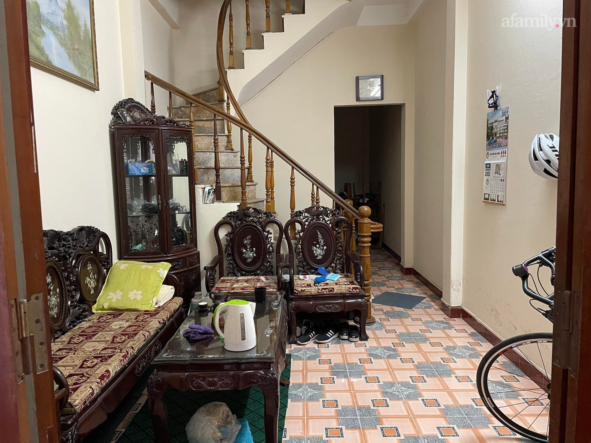 Vợ chồng trẻ ở Hà Nội cải tạo nhà 3 tầng 100m² ví như "vịt hoá thiên nga" ai cũng tấm tắc khen ngợi - Ảnh 3. Vợ chồng trẻ ở Hà Nội cải tạo nhà 3 tầng 100m² ví như "vịt hoá thiên nga" ai cũng tấm tắc khen ngợi - Ảnh 3.