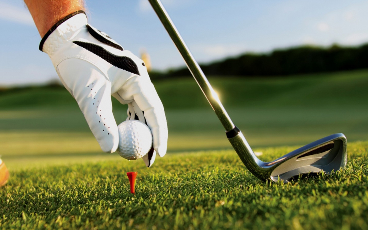 Chi phí cho một buổi chơi golf ở Việt Nam tốn kém cỡ nào?