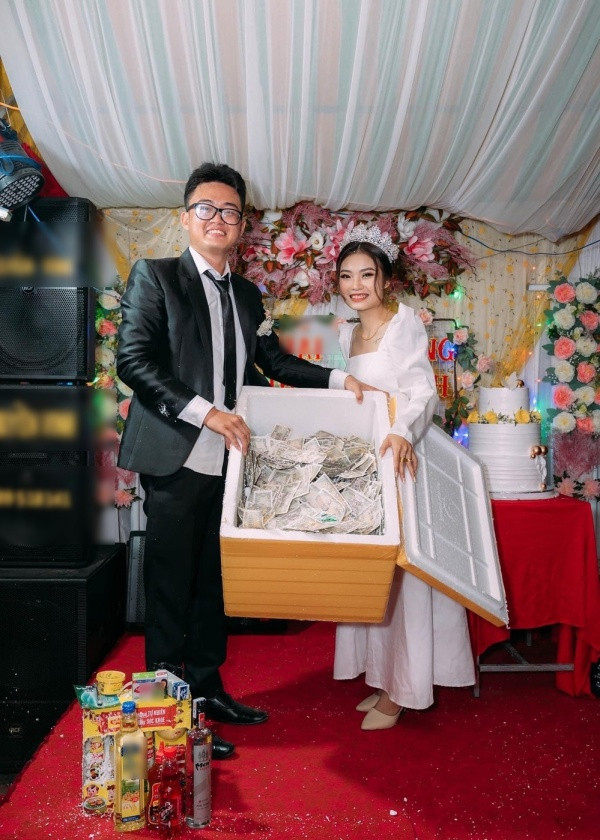 Chuyện có thật: Cô dâu được tặng 200 cây vàng, tiền tỉ hồi môn đã là gì, đây mới là món quà cưới cực quý mà ai cũng hồ hởi khi được nhận thời này - Ảnh 3.