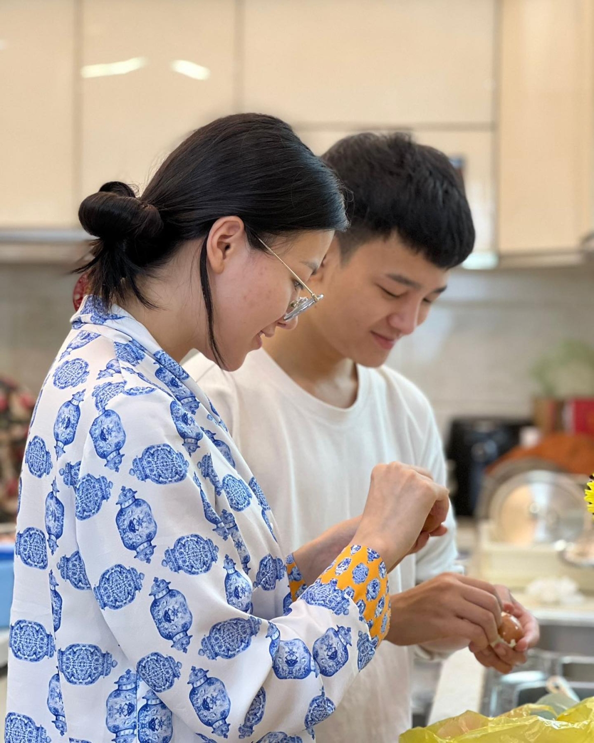 Nhan sắc ít son phấn của sao Việt - Ảnh 5. Nhan sắc ít son phấn của sao Việt - Ảnh 5.