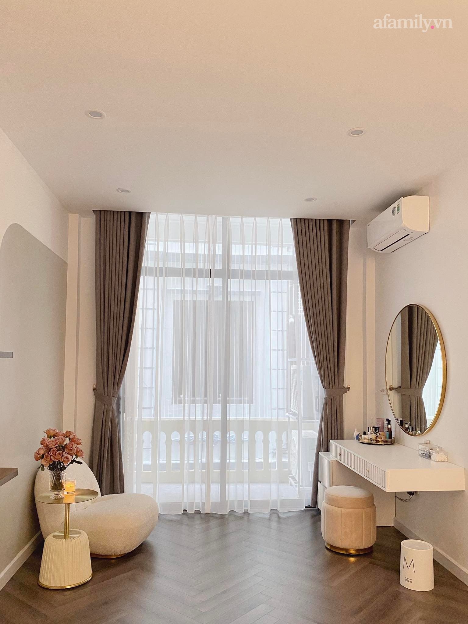 Vợ chồng trẻ ở Hà Nội cải tạo nhà 3 tầng 100m² ví như "vịt hoá thiên nga" ai cũng tấm tắc khen ngợi - Ảnh 15. Vợ chồng trẻ ở Hà Nội cải tạo nhà 3 tầng 100m² ví như "vịt hoá thiên nga" ai cũng tấm tắc khen ngợi - Ảnh 15.