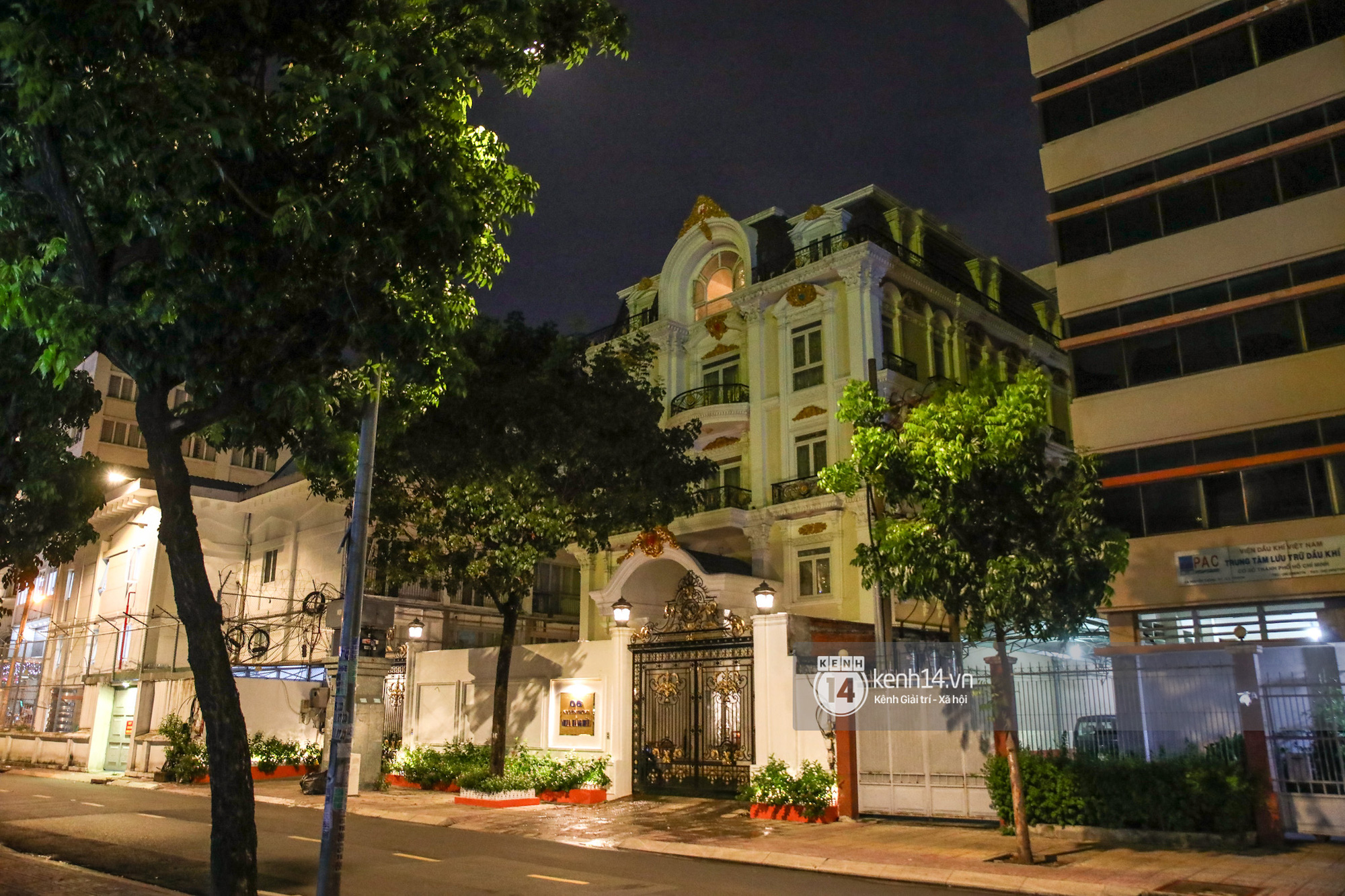Cận cảnh biệt thự 6 tầng, rộng 2400m2 của đại gia Phương Hằng: Nằm giữa trung tâm Sài Gòn, độ xa hoa, sang trọng bậc nhất giới thượng lưu - Ảnh 2.