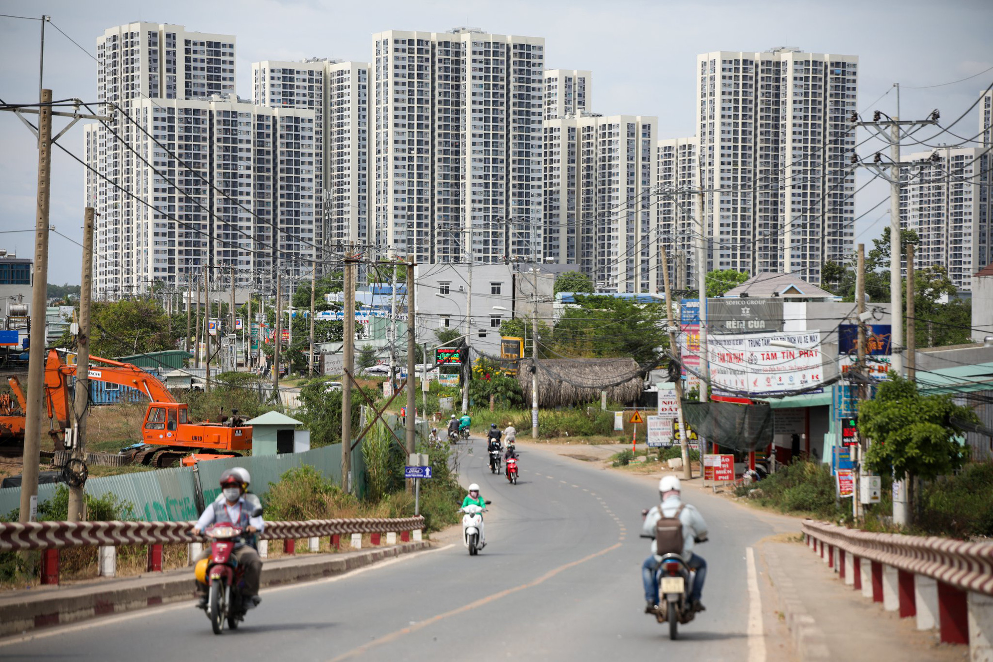 Vì sao bất động sản không ngừng tăng giá? - Ảnh 6.