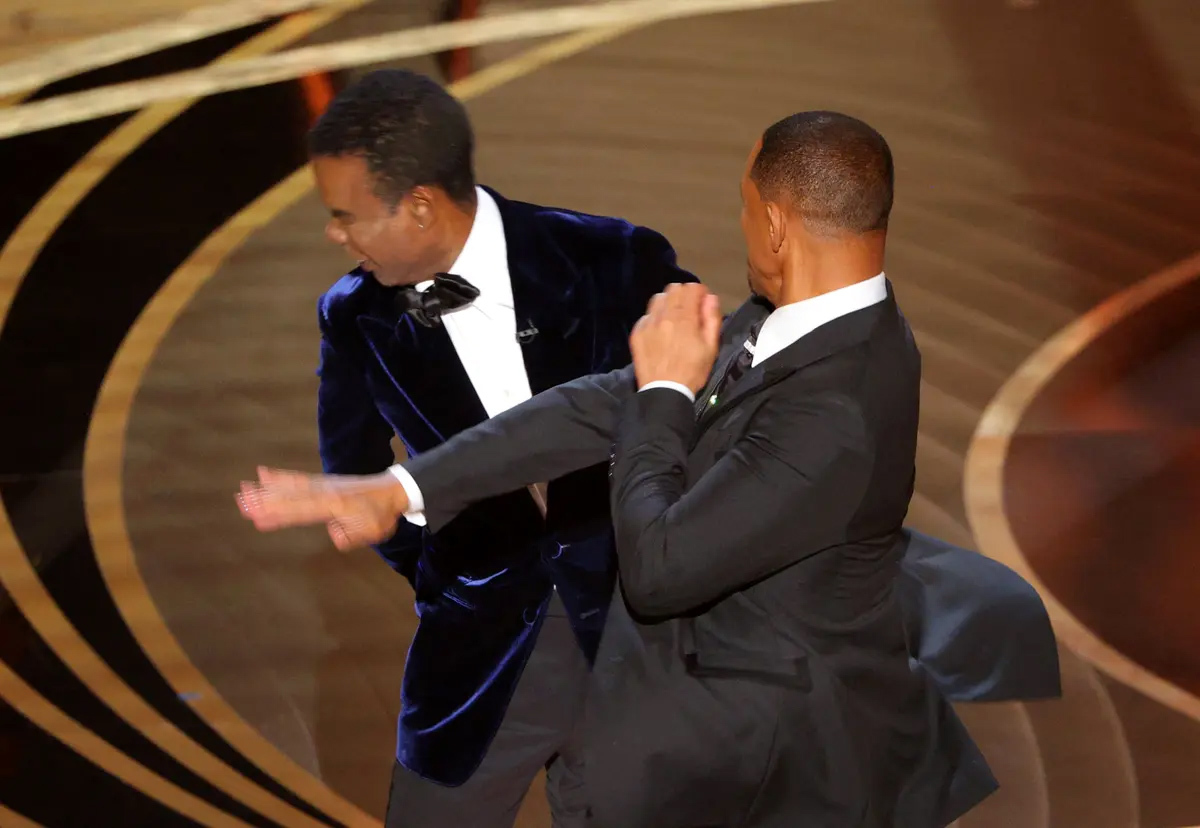 Oscar 2022: Tài tử giành tượng vàng Will Smith đấm MC lễ trao giải  - Ảnh 2.