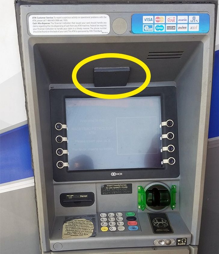 Hacker cướp tiền của bạn từ ATM: Cách nhận biết cây ATM có bị kẻ gian lợi dụng - Ảnh 5.