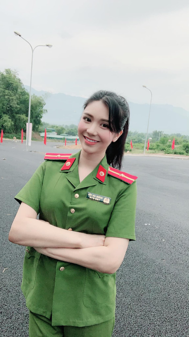 Thanh Bi: Từ bạn gái sexy của Quang Lê đến thiếu uý công an ở 'Bão ngầm' - Ảnh 2.
