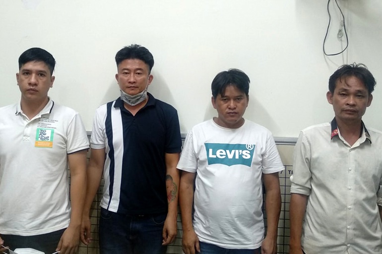 3 người bị đánh &quot;không trượt phát nào&quot; sau lời thách thức qua điện thoại - Ảnh 1.