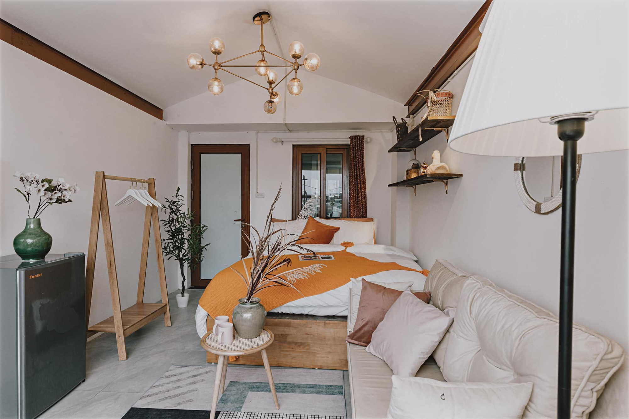 Biến hóa phòng gác mái thành không gian penthouse mini trong 7 ngày - Ảnh 5.