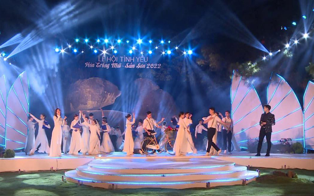 TP Sầm Sơn khép lại Lễ hội Tình yêu Hòn Trống Mái với nhiều hoạt động văn hóa, thể thao đặc sắc