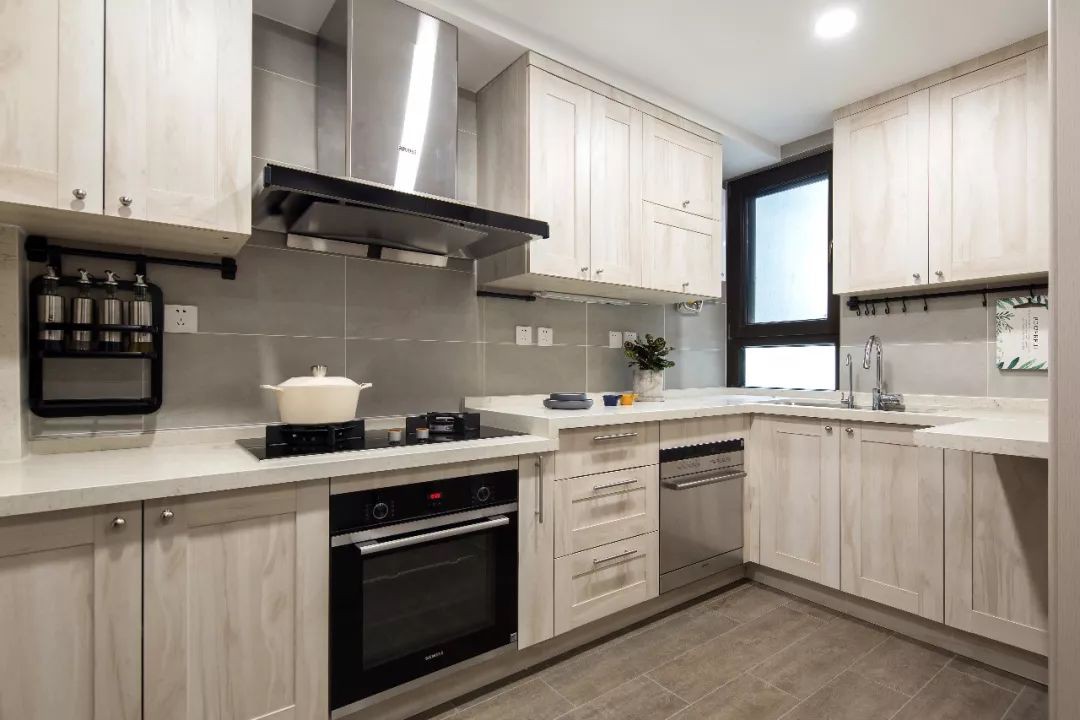 Căn hộ méo mó rộng 99m2 mất 1 năm rưỡi để cải tạo thành không gian vạn người mơ ước - Ảnh 19. Căn hộ méo mó rộng 99m2 mất 1 năm rưỡi để cải tạo thành không gian vạn người mơ ước - Ảnh 19.