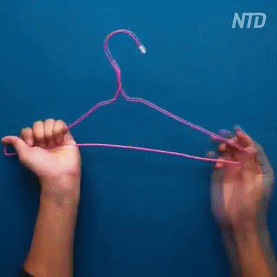 Vô số mẹo siêu hay từ móc treo quần áo, bạn không nắm được thì quả là phí! - Ảnh 6. Vô số mẹo siêu hay từ móc treo quần áo, bạn không nắm được thì quả là phí! - Ảnh 6.