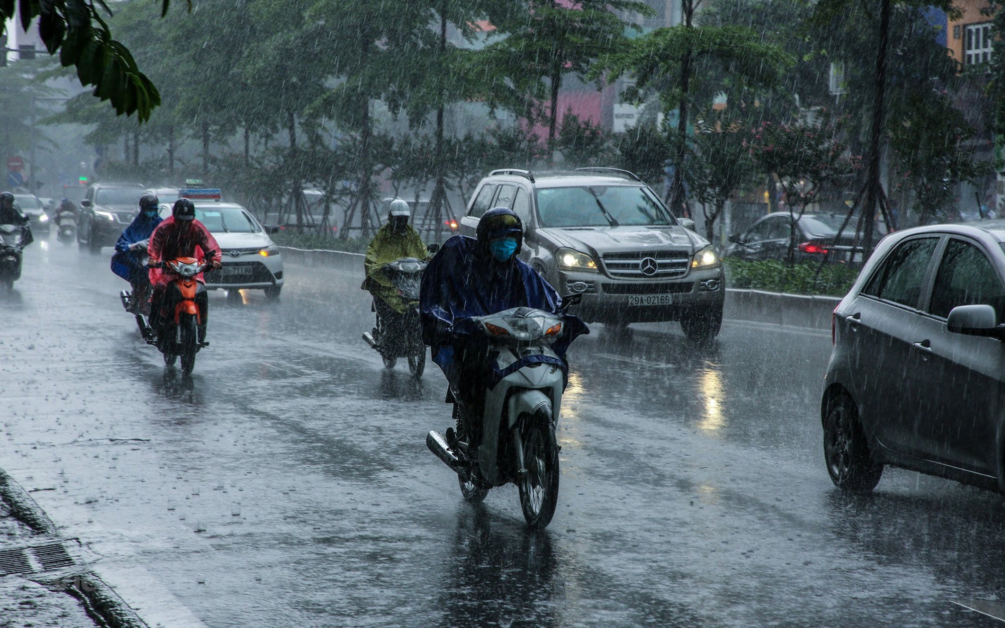 Thông tin mới về đợt không khí lạnh vừa tràn về: Gây mưa giông, nhiệt độ hạ thấp, trời sắp chuyển rét