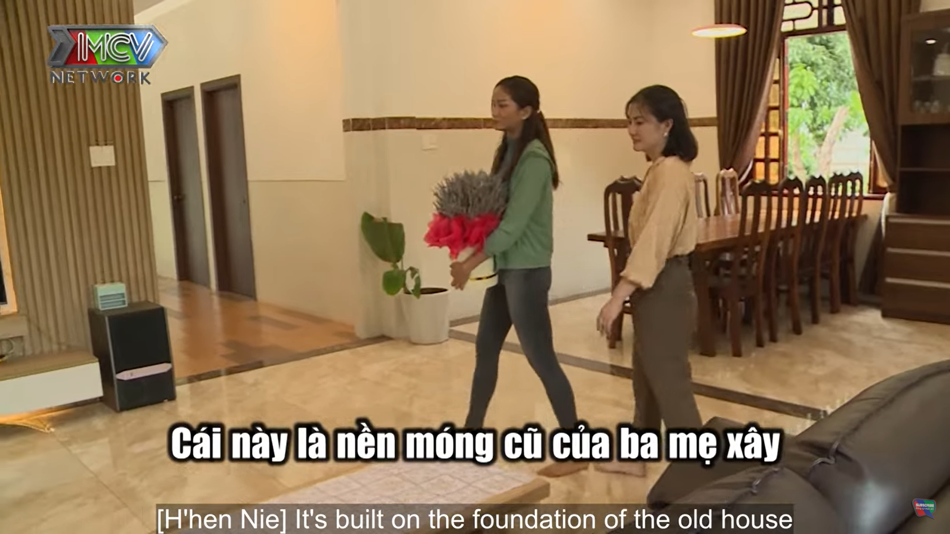 T&ocirc;i bất ngờ khi thấy biệt thự của HHen Ni&ecirc; qu&aacute; bề thế, sang trọng - Ảnh 4.