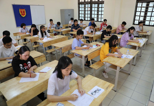 Tin sáng 19/4: Nắng nóng sẽ thế nào vào mùa hè này?; thí sinh thi lớp 10 ở Hà Nội không bắt buộc đăng ký khu vực tuyển sinh theo hộ khẩu - Ảnh 4.