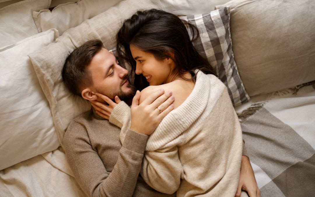 5 điều vợ nói khiêu khích chồng 'phát điên trên giường'. Điều số 5 đàn ông rất cần được nghe!