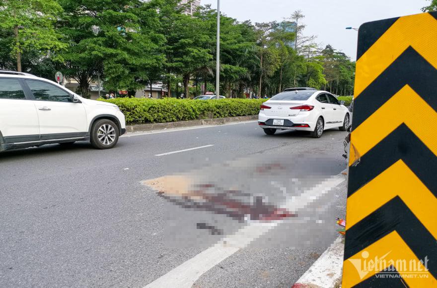 Mô tô phân khối lớn va chạm với xe máy, 1 người tử vong ở Hà Nội - Ảnh 3.