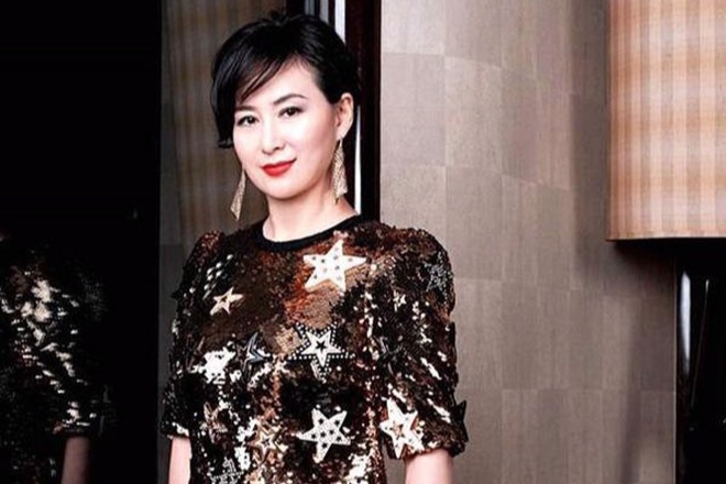 Nữ tỷ phú nhường chồng cho Hoa hậu Hong Kong Lý Gia Hân quản lý gia sản 1,4 tỷ USD - Ảnh 4.