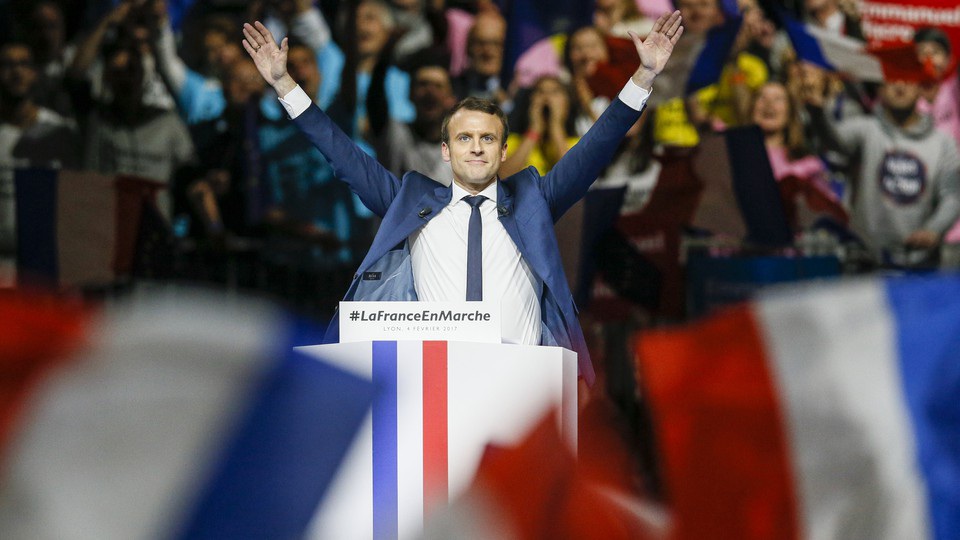 Ông Macron tái đắc cử tổng thống Pháp - Ảnh 1.