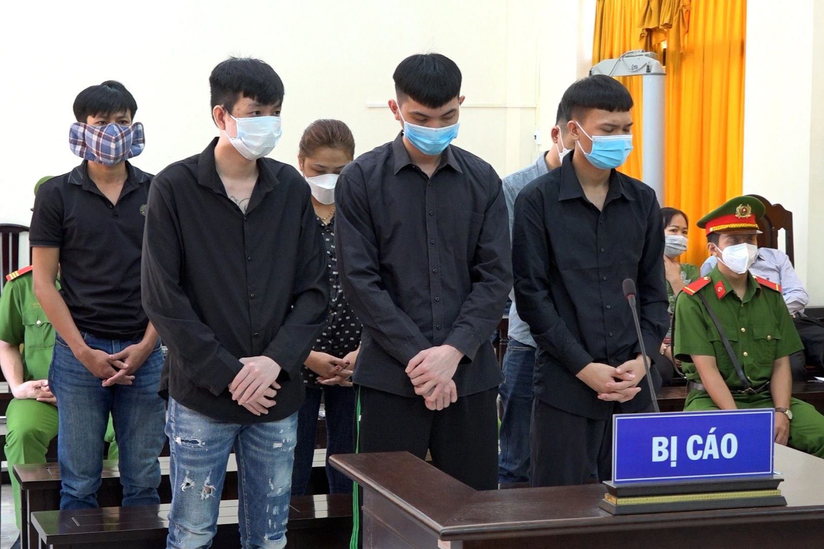 Tuyên phạt 43 năm tù cho 6 đối tượng giết người ở Phú Quốc - Ảnh 1.