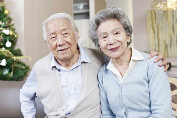 4 'lười' và 2 'chăm' của người dân ở 'thánh địa trường thọ' giúp sống lâu trăm tuổi: Chỉ cần đạt được 5/7 cũng giúp bạn yên tâm sống qua tuổi 70 - Ảnh 1.