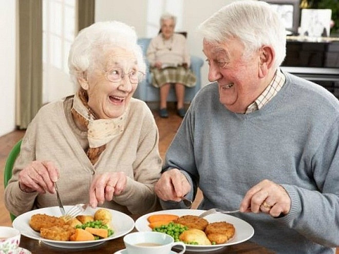 4 'lười' và 2 'chăm' của người dân ở 'thánh địa trường thọ' giúp sống lâu trăm tuổi: Chỉ cần đạt được 5/7 cũng giúp bạn yên tâm sống qua tuổi 70 - Ảnh 3.