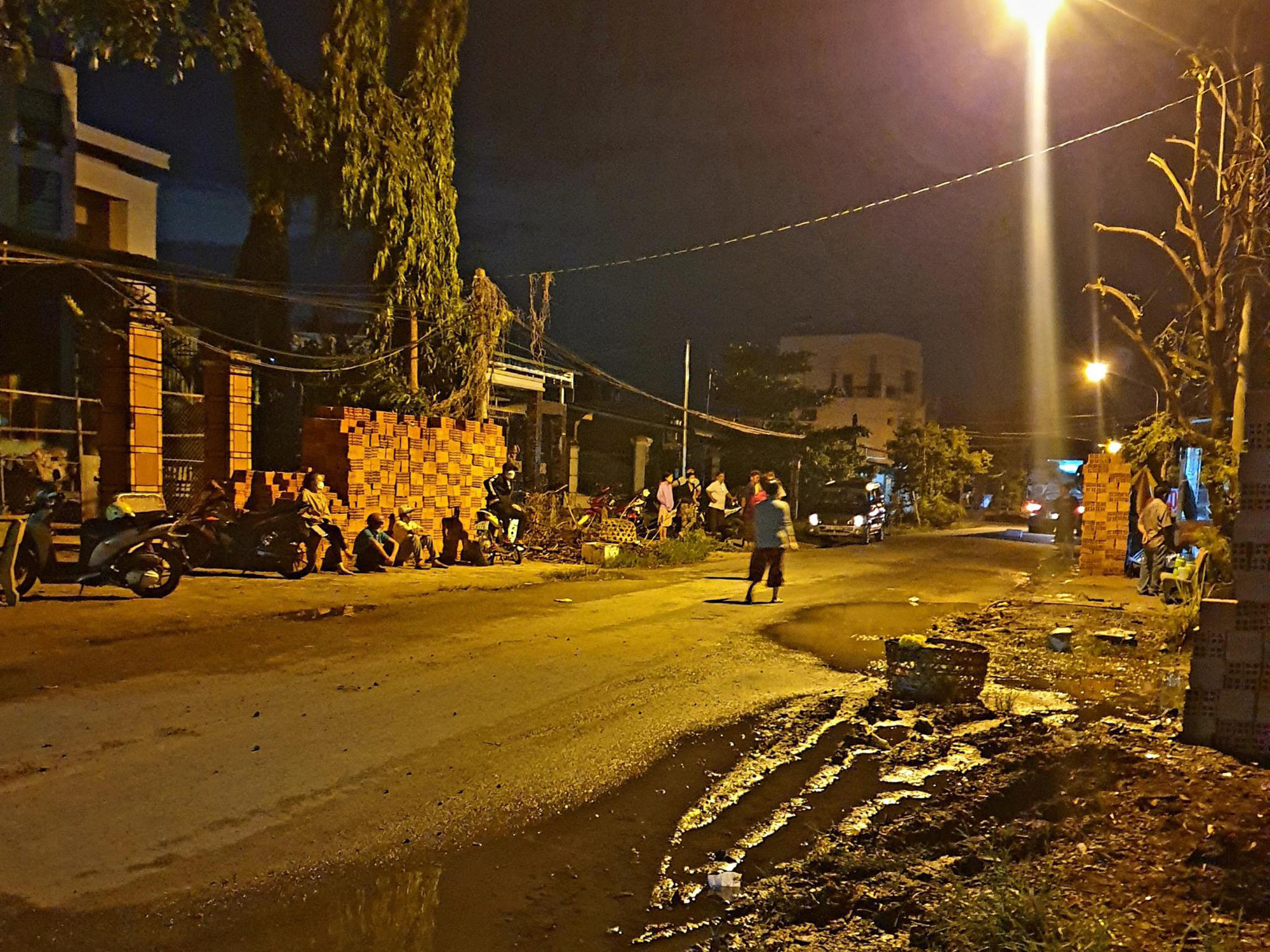 - Ảnh 2. - Ảnh 2.