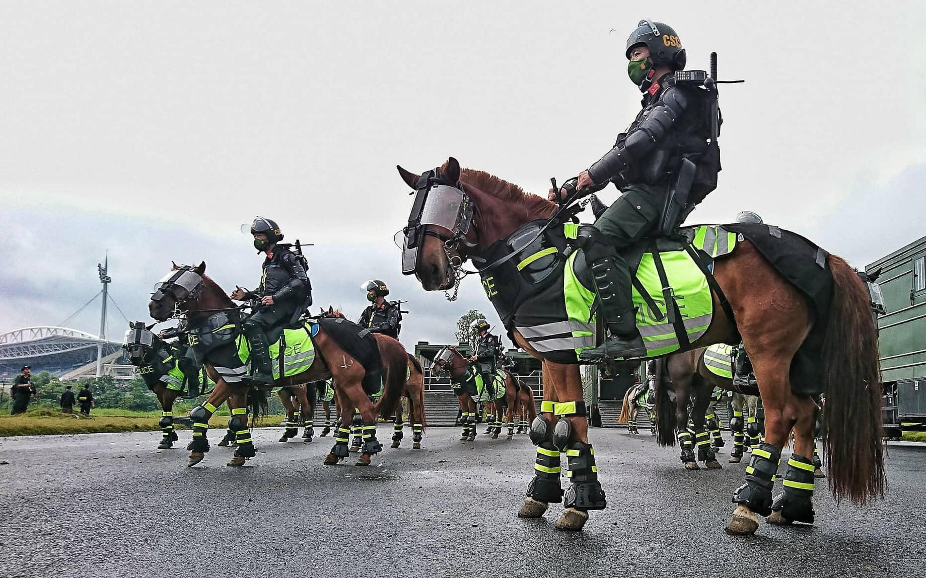 Cảnh sát cơ động kỵ binh, đặc nhiệm xuất quân bảo vệ lễ khai mạc SEA game 31