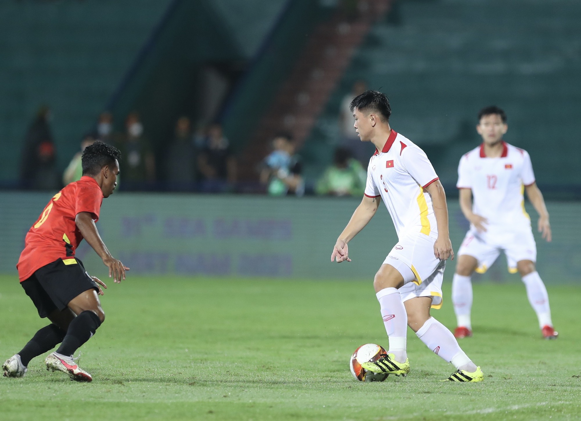 Thắng nhẹ nhàng U23 Timor Leste 2-0, U23 Việt Nam vào bán kết với vị trí nhất bảng - Ảnh 9.