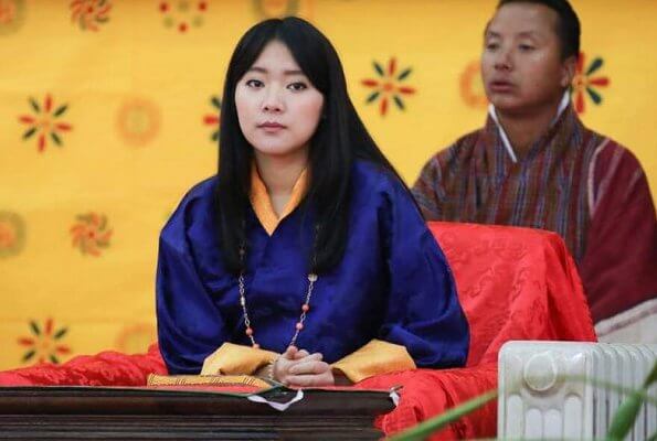 Nàng Công chúa Bhutan với nhan sắc thoát tục như “thần tiên tỷ tỷ” gây sốt một thời giờ ra sao sau khi bất ngờ kết hô? - Ảnh 2.