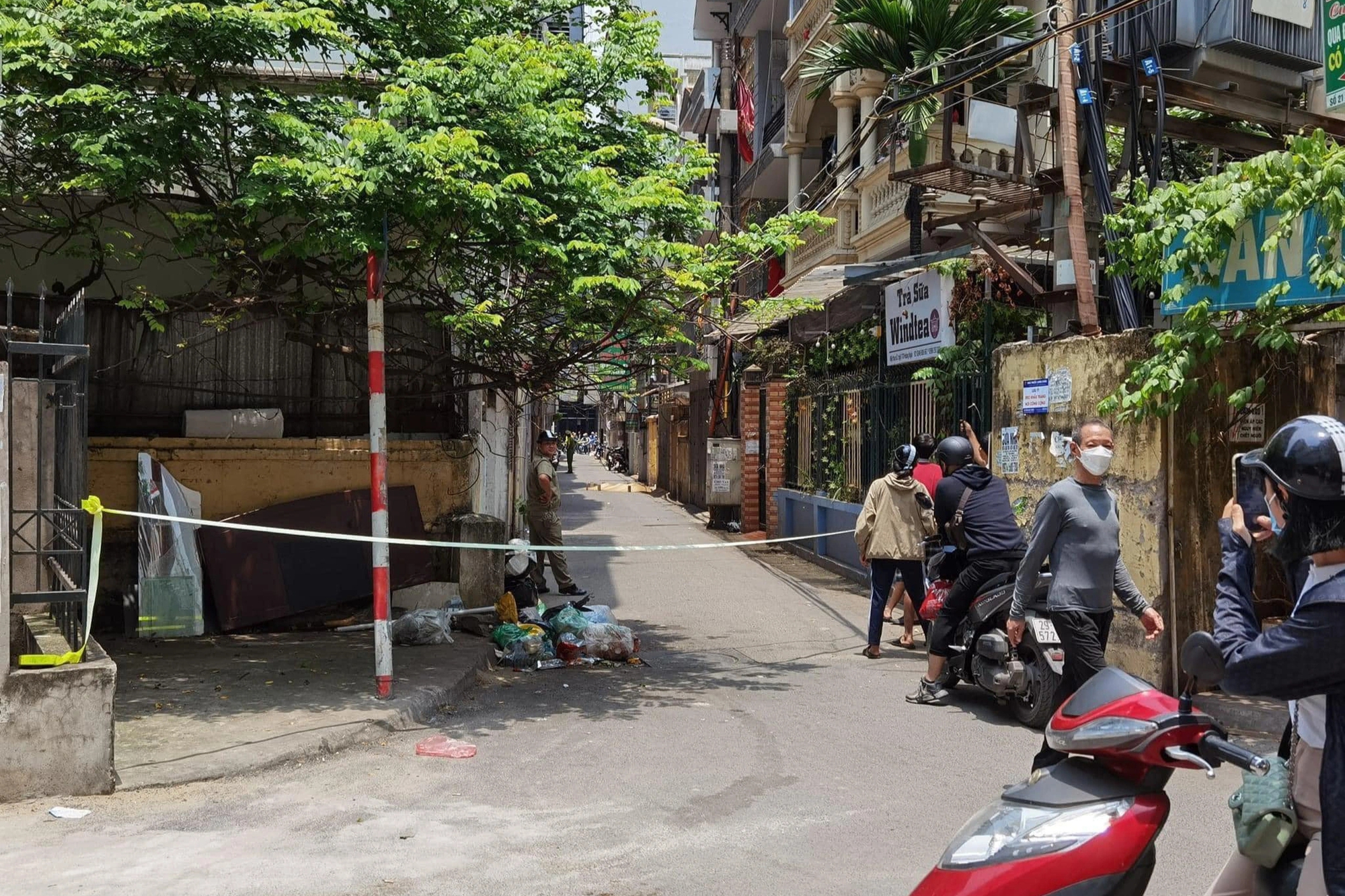 Người đàn ông rơi từ tầng 6 khách sạn ở Hà Nội xuống đất tử vong - Ảnh 2.