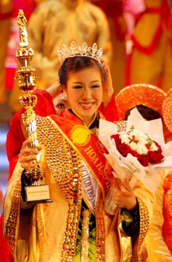 Hai hoa hậu có học vấn 'khủng' rời xa showbiz, yên bình bên ông xã ngoại quốc - Ảnh 7.