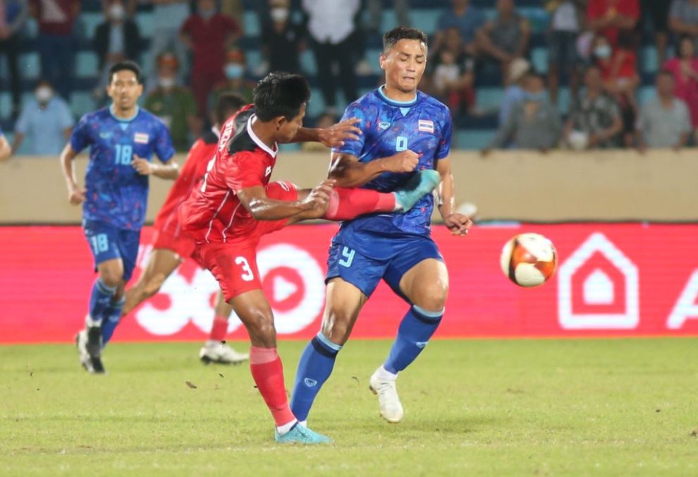 Bốn thẻ đỏ trong 3 phút ở trận U23 Thái Lan gặp Indonesia - Ảnh 3.