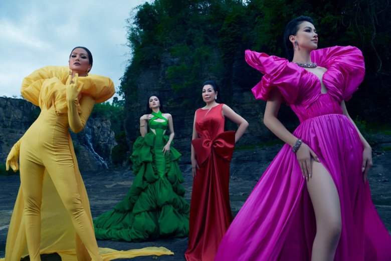 Bộ ba Hoa hậu quốc tế đình đám H'Hen Niê, Hương Giang và Phương Khánh đọ sắc giữa núi rừng hùng vĩ  - Ảnh 1.