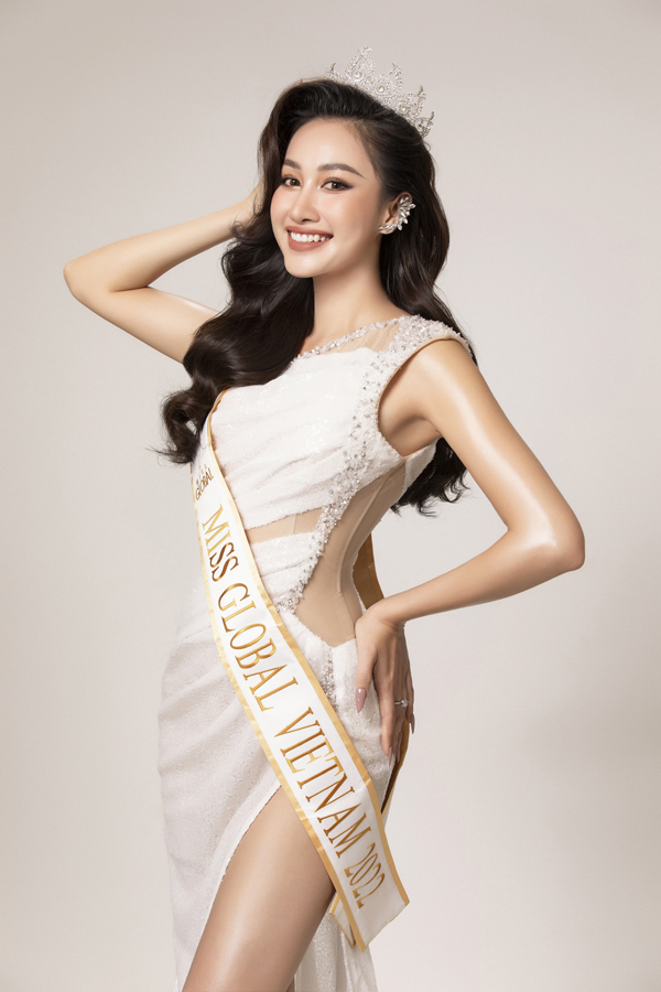 Nhan sắc Hoa khôi miền Trung dự thi Miss Global 2022 - Ảnh 2.
