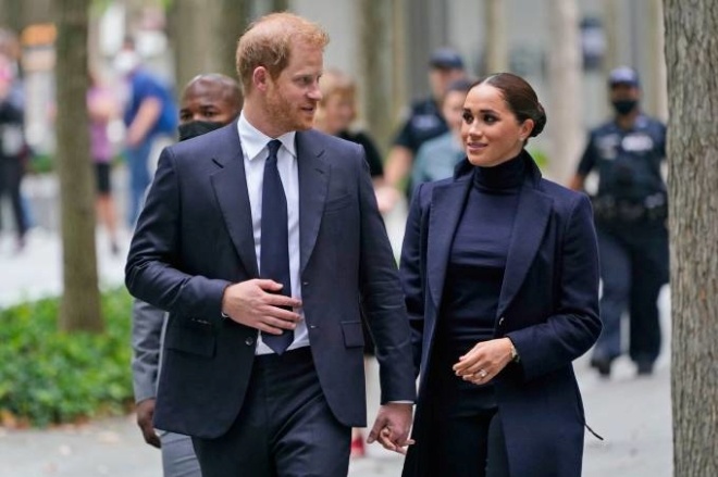 Meghan và Hoàng tử Harry mời thị trưởng London thăm nhà nhưng bị từ chối - Ảnh 2.