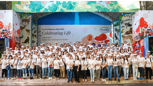 Roche Việt Nam tổ chức hoạt động &quot;Đi bộ vì Trẻ em&quot; nhằm hỗ trẻ em có hoàn cảnh khó khăn - Ảnh 1.