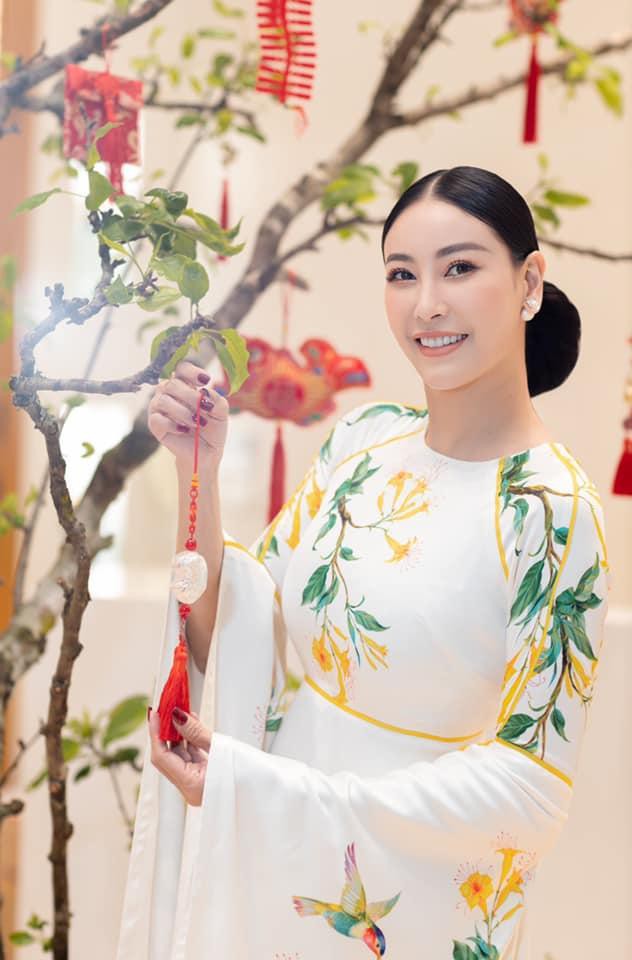 Hoa hậu Hà Kiều Anh ở tuổi 45: Từ nhan sắc đến vóc dáng 'đỉnh cao' khiến đàn em ngưỡng mộ - Ảnh 5.