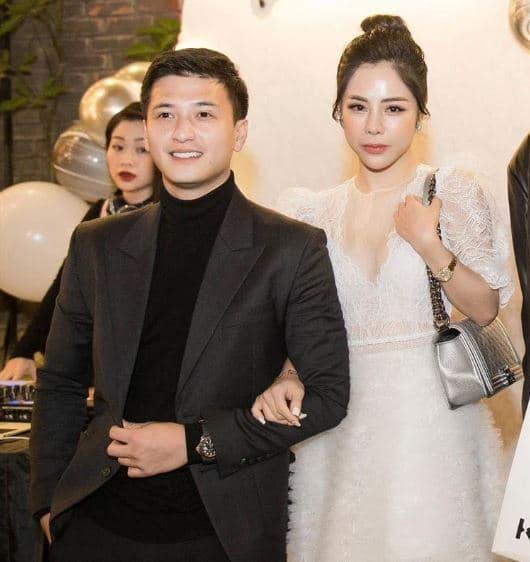 Vợ sắp cưới của diễn viên Huỳnh Anh bất ngờ chia sẻ về căn nhà mặt phố đang sở hữu, độ giàu có khiến dân tình trầm trồ - Ảnh 23.