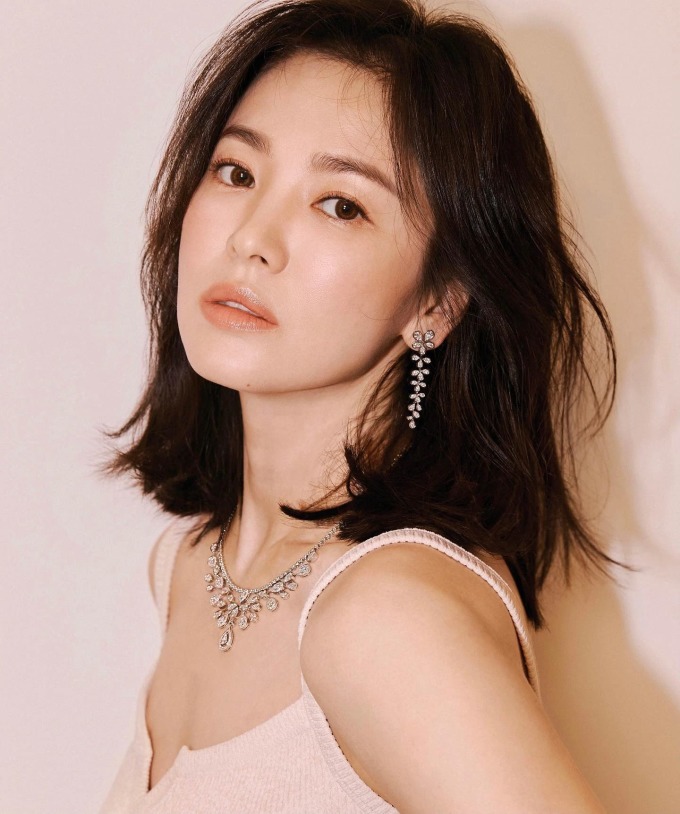 Ba kiểu tóc ngắn của Song Hye Kyo - Ảnh 11.