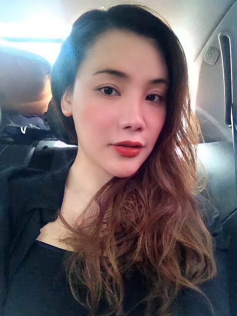 Từng khác lạ vì thẩm mỹ, Hồ Quỳnh Hương trở lại đẹp đẳng cấp ở tuổi 42  - Ảnh 5.