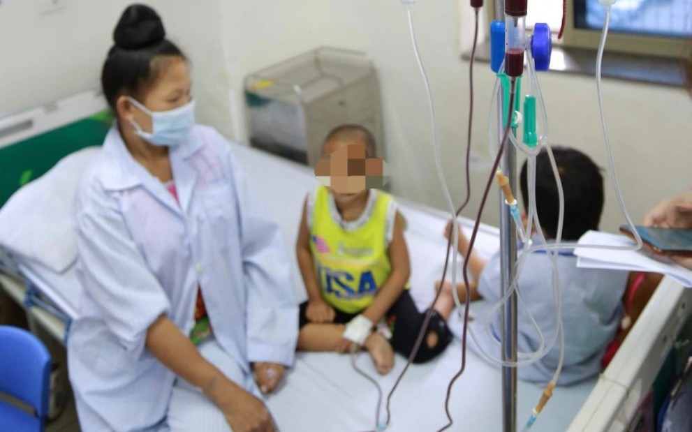 Nỗi đau của 3 mẹ con cùng mắc thalassemia, làm sao để phòng ngừa căn bệnh này?