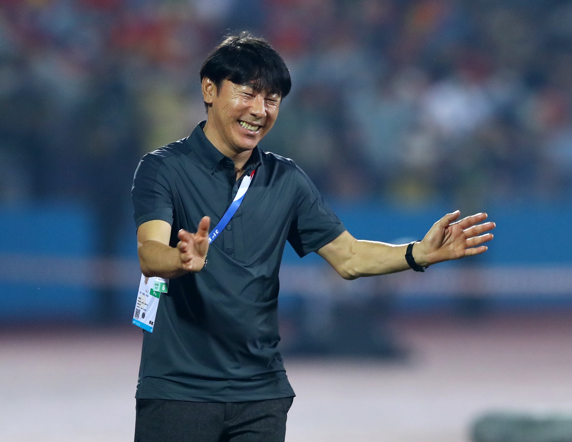 H&ugrave;ng Dũng bắt tay l&agrave;m h&ograve;a HLV U23 Indonesia - Ảnh 2.