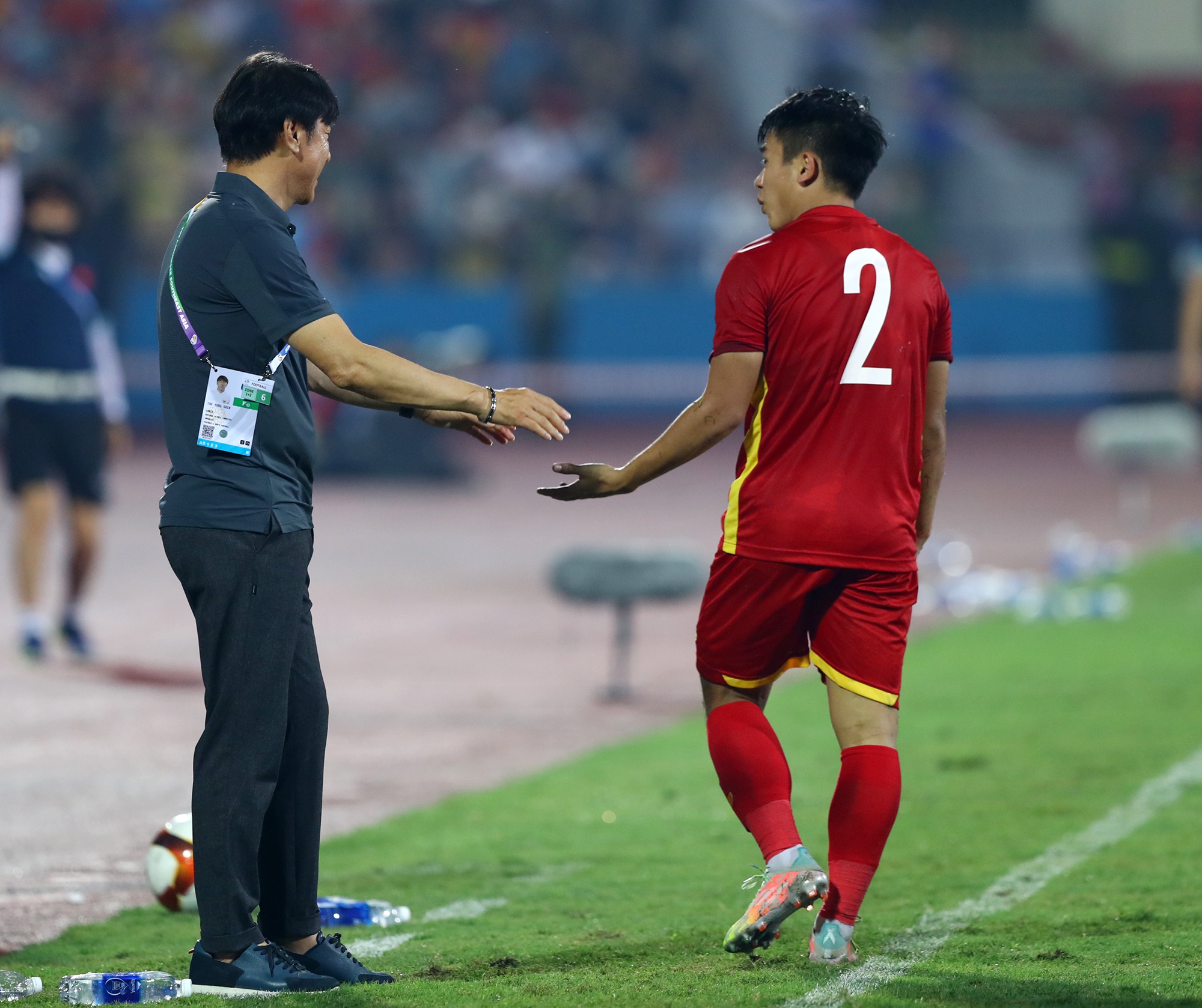 H&ugrave;ng Dũng bắt tay l&agrave;m h&ograve;a HLV U23 Indonesia - Ảnh 4.