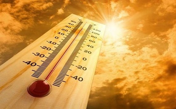 Nắng nóng gay gắt lên tới 36 độ C ở miền Bắc kéo dài bao lâu? - Ảnh 1.