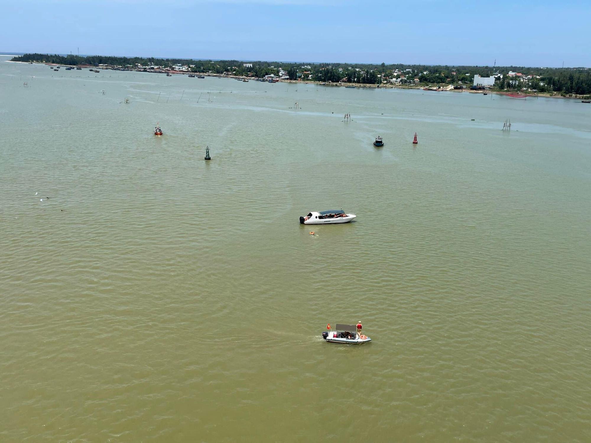 C&ocirc; g&aacute;i 22 tuổi để lại mảnh giấy nhảy cầu Cửa Đại mất t&iacute;ch - Ảnh 2.