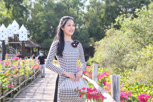 Người đẹp Quảng Ngãi bị loại 'Tôi là Hoa hậu Hoàn vũ Việt Nam' vẫn giành vé vào thẳng Chung kết, vì sao? - Ảnh 8.