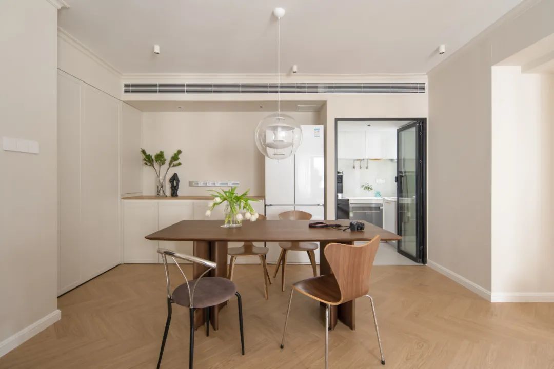 Không gian sống hoàn hảo bên trong căn hộ 70m² được thiết kế theo tiêu chí 3 không của cô nàng 9x - Ảnh 8. Không gian sống hoàn hảo bên trong căn hộ 70m² được thiết kế theo tiêu chí 3 không của cô nàng 9x - Ảnh 8.