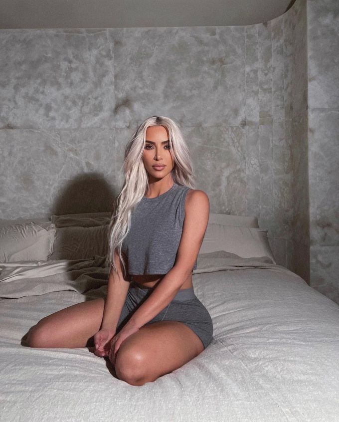 Mặt mộc của Kim Kardashian - Ảnh 3.