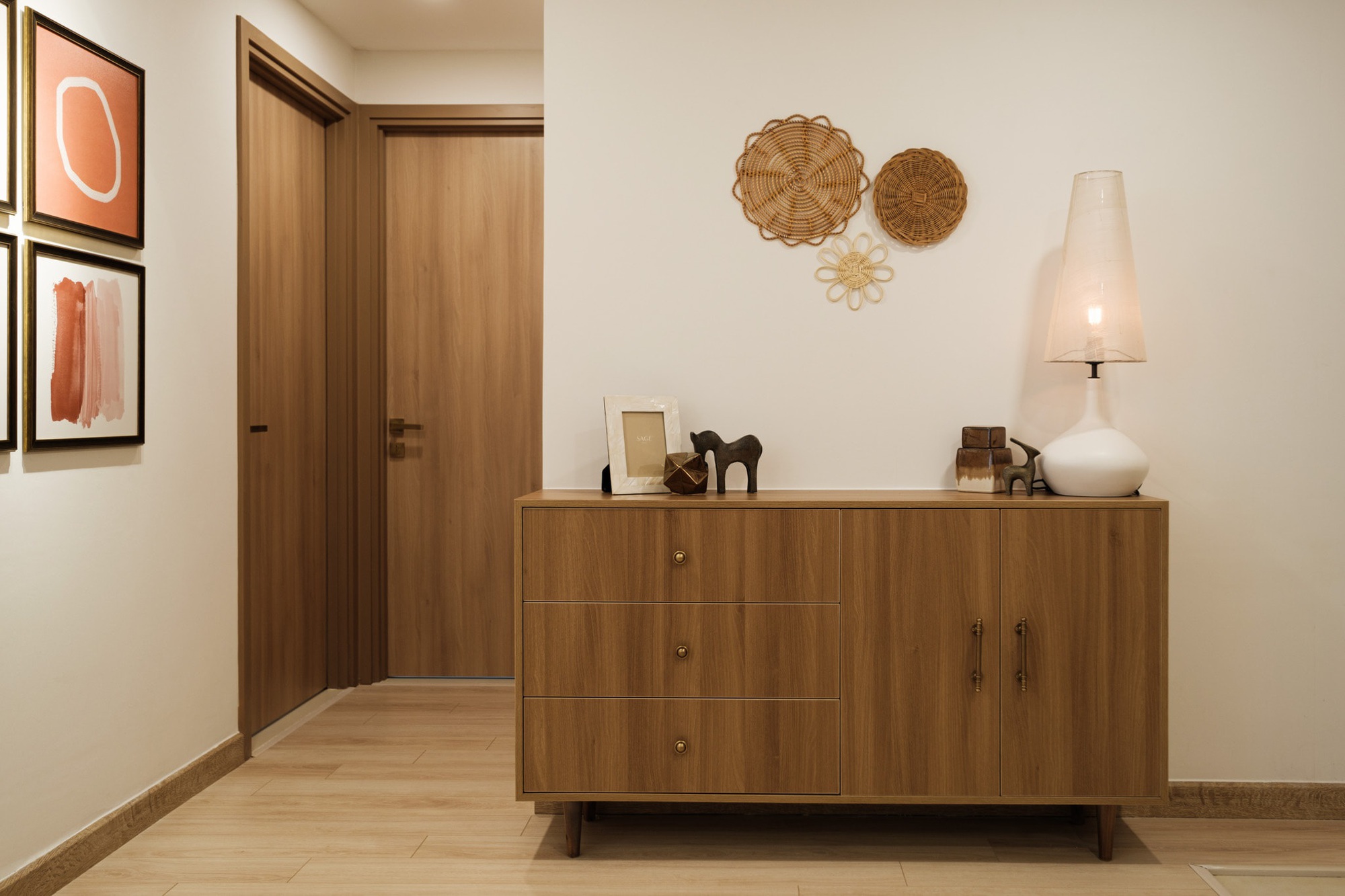 Hút mọi ánh nhìn với căn hộ 65 m2 mang phong cách Scandinavian - Ảnh 4. Hút mọi ánh nhìn với căn hộ 65 m2 mang phong cách Scandinavian - Ảnh 4.